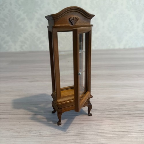 Dolls house emporium - dolls,