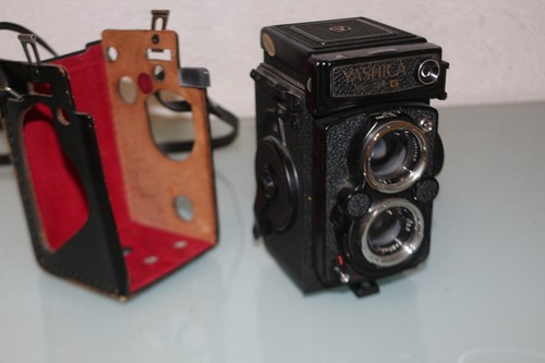 Yashica mat 124g camera - mat-124g,
