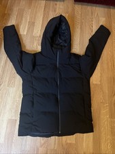 Uniqlo Seamless Black Puffer