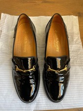 Russell & Bromley Patent