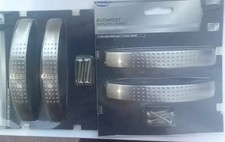 REDUCED! 2 x 2-pack Bow