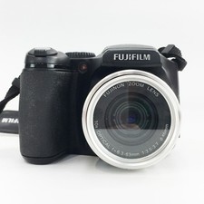 Fujifilm FinePix S5700 7.1 MP