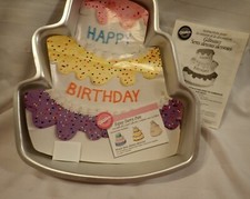 Wilton Happy Birthday Topsy