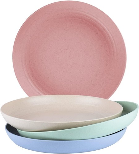 Family dinner plates 4 - family,