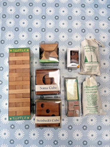 Wooden puzzle games brain - 8,