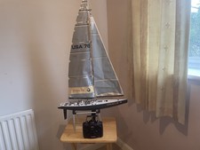 remote controled yacht