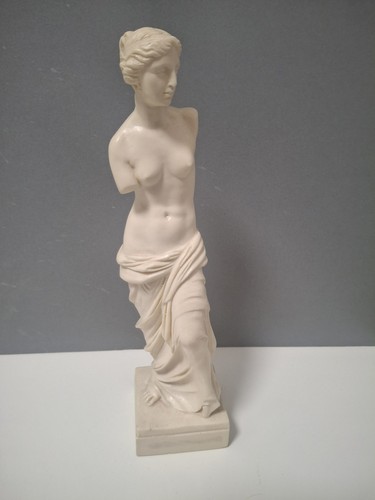 Vintage venus milo statue - vintage,