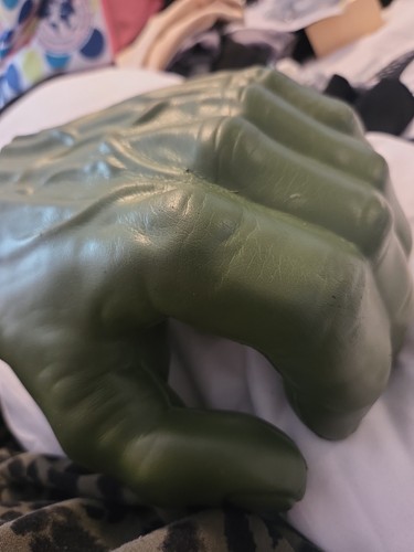 One hulk glove not - hulk,