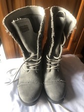 Bench Mid Calf Boots Size 5