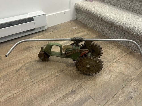 National lawn tractor - lawn, works