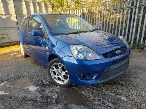 Ford fiesta 150 - ford,
