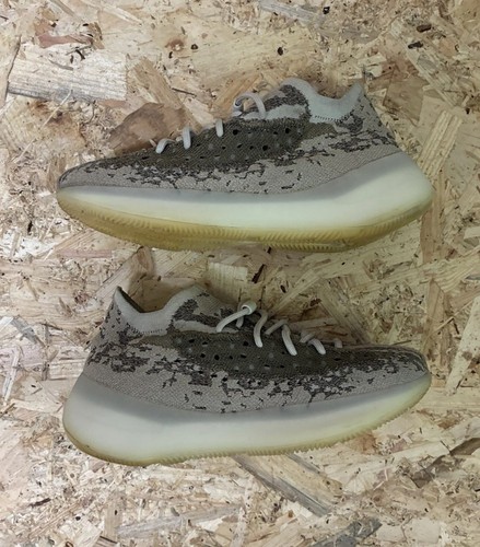 Adidas yeezy boost - 380, v2