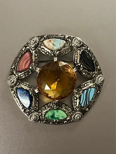 Vintage silver look round