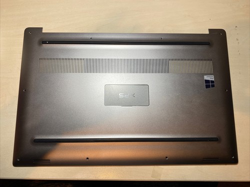 Dell xps 9550 9560 - 9550, bottom