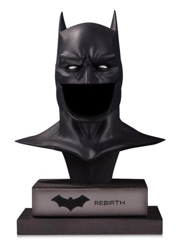 Batman cowl scale - dc,