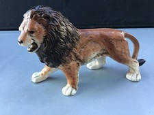 LION  ORNAMENT  17cms 
