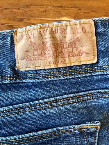 Vintage levi 570 straight fit - vintage,