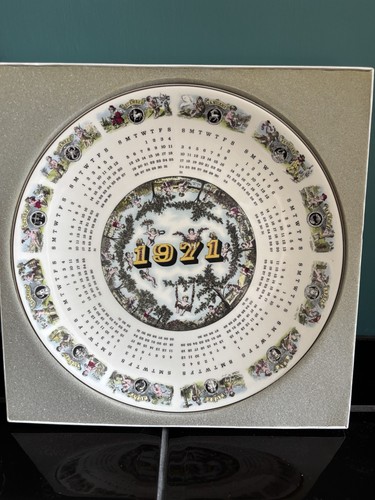 Wedgwood 1971 calendar plate - wedgwood,