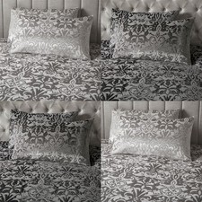 Laurence Llewelyn Bowen