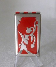 Art Deco Vashe Powder Compact with a Floral Motif