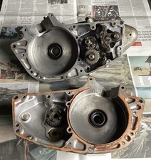 BSA Bantam D1 Matched Crankcases with all Gearbox Internals / Gears