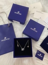 swarovski swan necklace Silver
