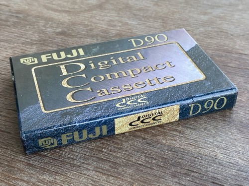 Fuji dcc d90 - dcc, audio