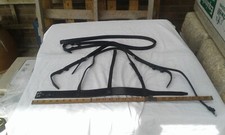 BLACK SNAFFLE BRIDLE WITH PLAIN LEATHER BROWBAND & REINS