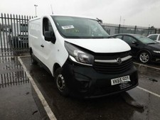 VAUXHALL VIVARO MK2 2015 WHITE