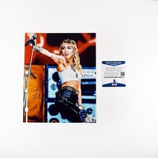 Miley Cyrus 8x10 Photo Signed