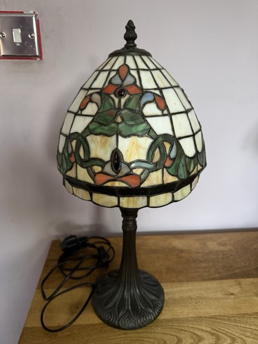 Tiffany style lamp - tiffany,