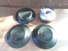Kettle And 3 Plastic Plates