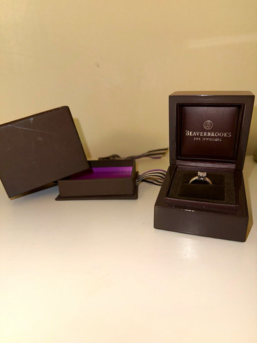 Beaverbrooks 18ct white - 18ct,