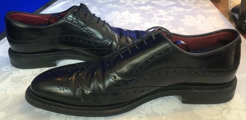 Loake black leather wingtip - leather,