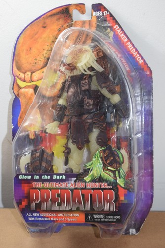 Neca predator glow the dark - glow, in