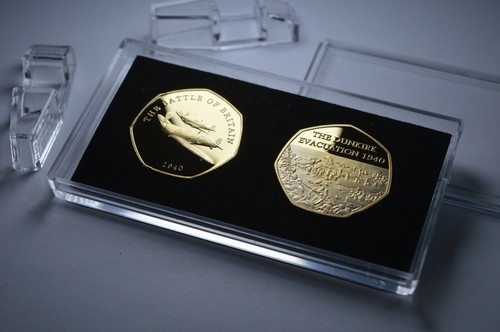 Pair ww2 commemoratives in - ww2,