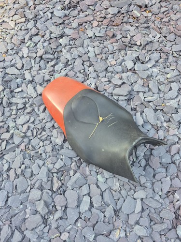 Gilera dna 125 180 seat - gilera, 50-125-180