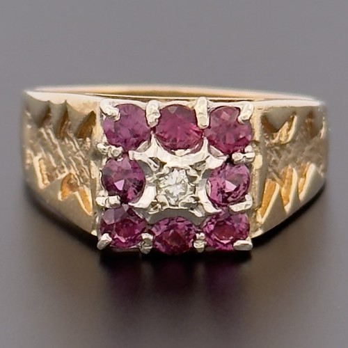 Vintage 9ct yellow gold - vintage, ruby
