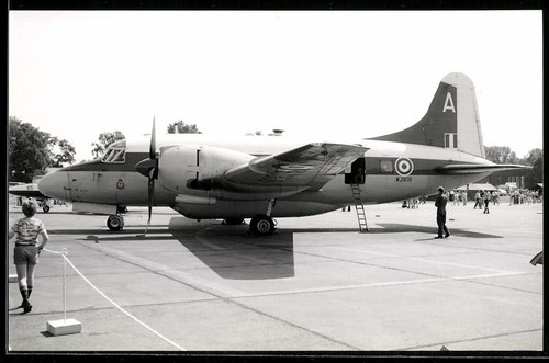 Photograph aircraft vickers - photograph,