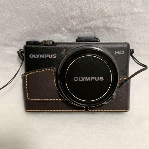 Olympus black compact - xz-1,