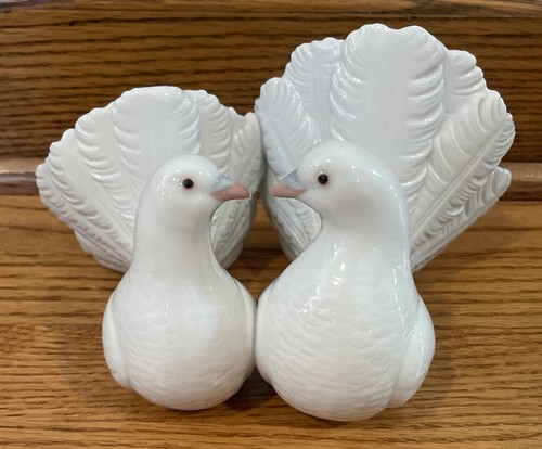 Lladro porcelain kissing - lladro,