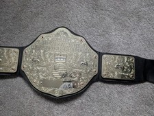 Mattel WWE 2010 Big Gold World