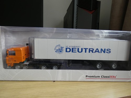 Scale premium classics - scale,