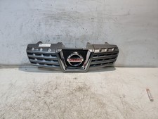 Nissan Qashqai Front Grill &