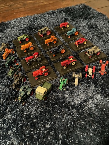 Universal hobbies tractor - 1/43,