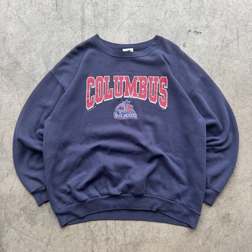 Vintage 2000s navy blue - vintage,