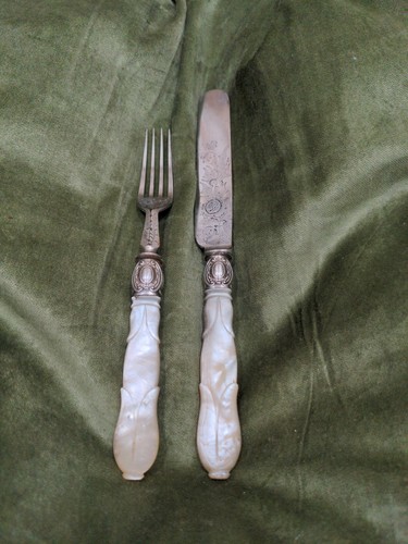 Antique mother pearl - antique,