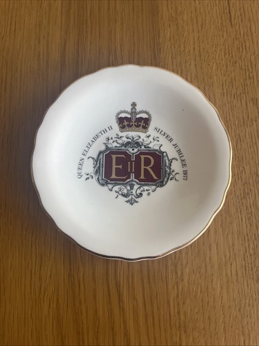 Queen elizabeth silver - elizabeth, ii