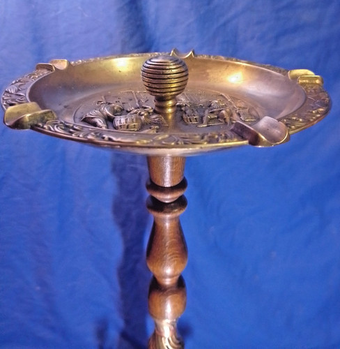 Dolphin base brass wood - base,