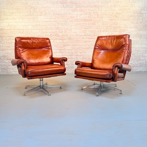 Pair 1970s howard - howard, &